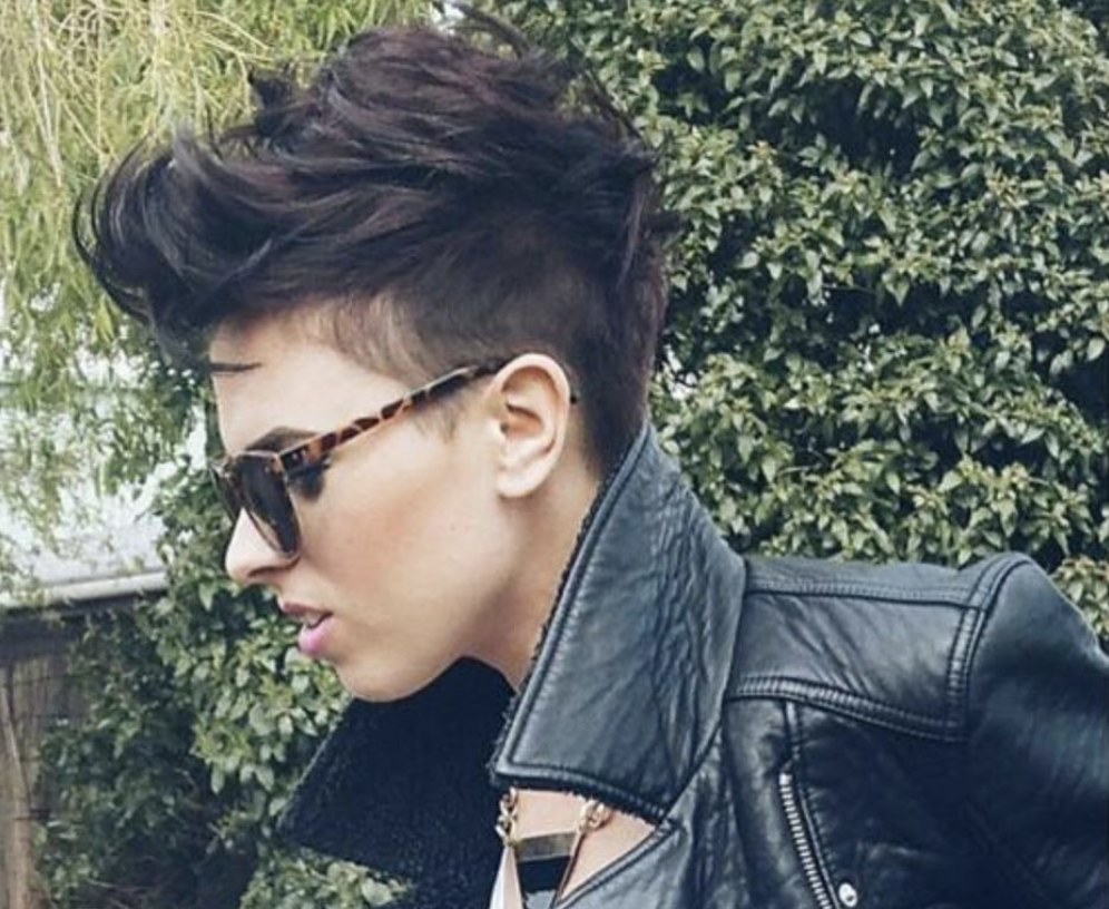 short haircuts for female