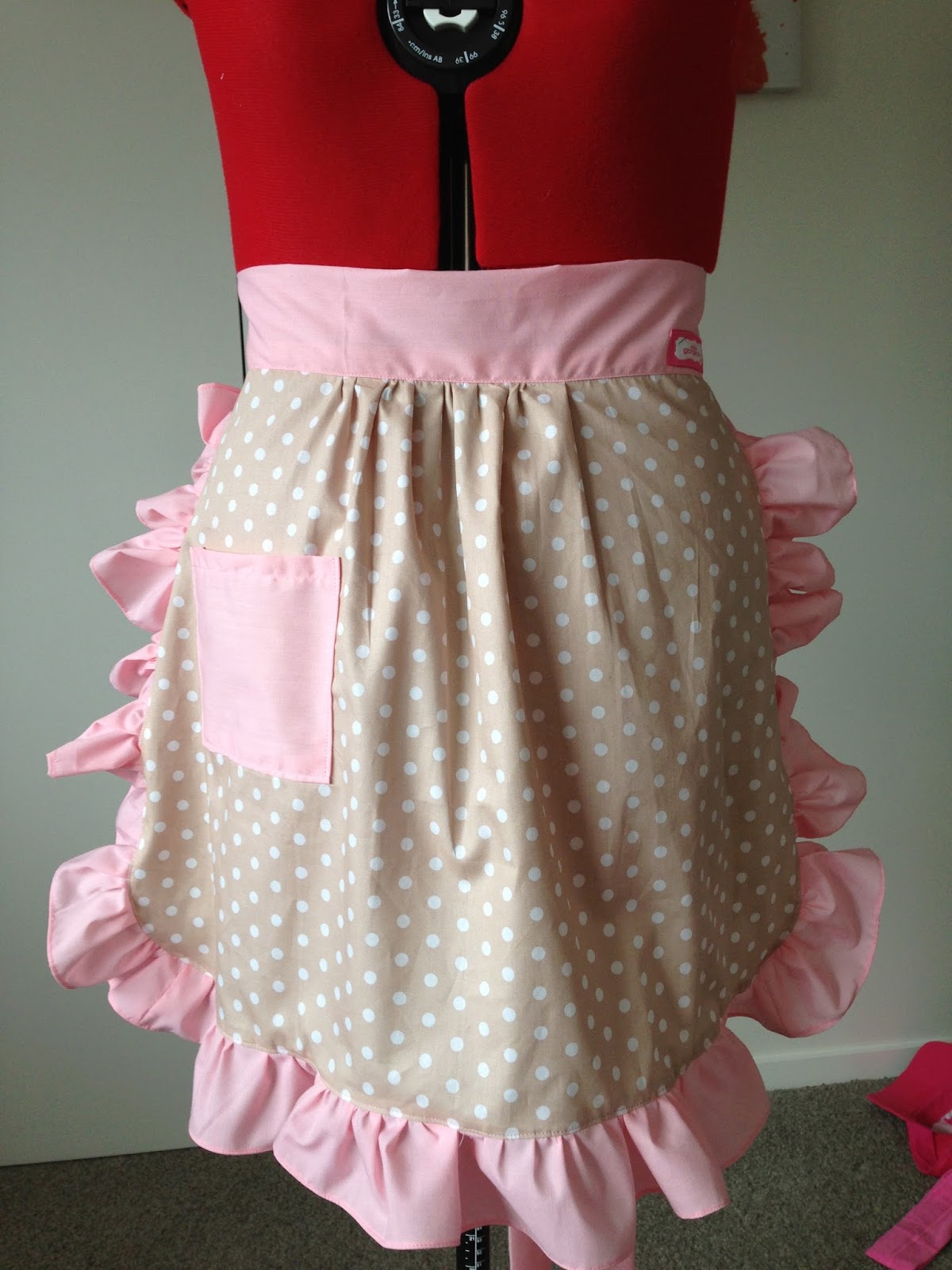 sew-gorgeous-free-apron-pattern