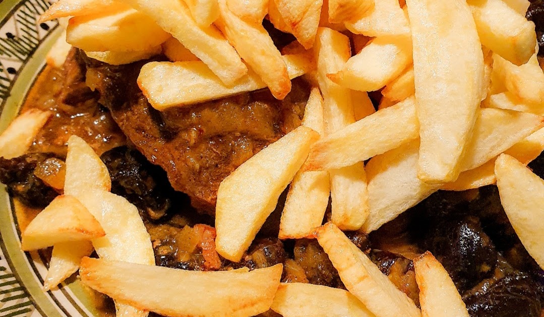 Ellouisa Tajine van lamsvlees met pruimen en abrikozen