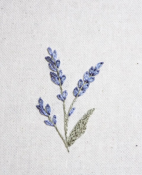 Mẫu thêu hoa Lavender đã hoàn chỉnh