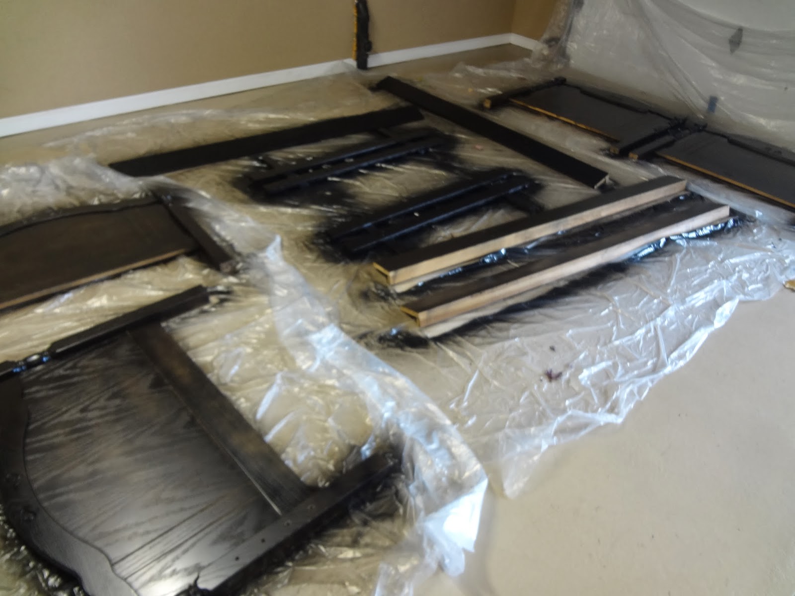 the treat girl I Spray Painted Bunk Beds!