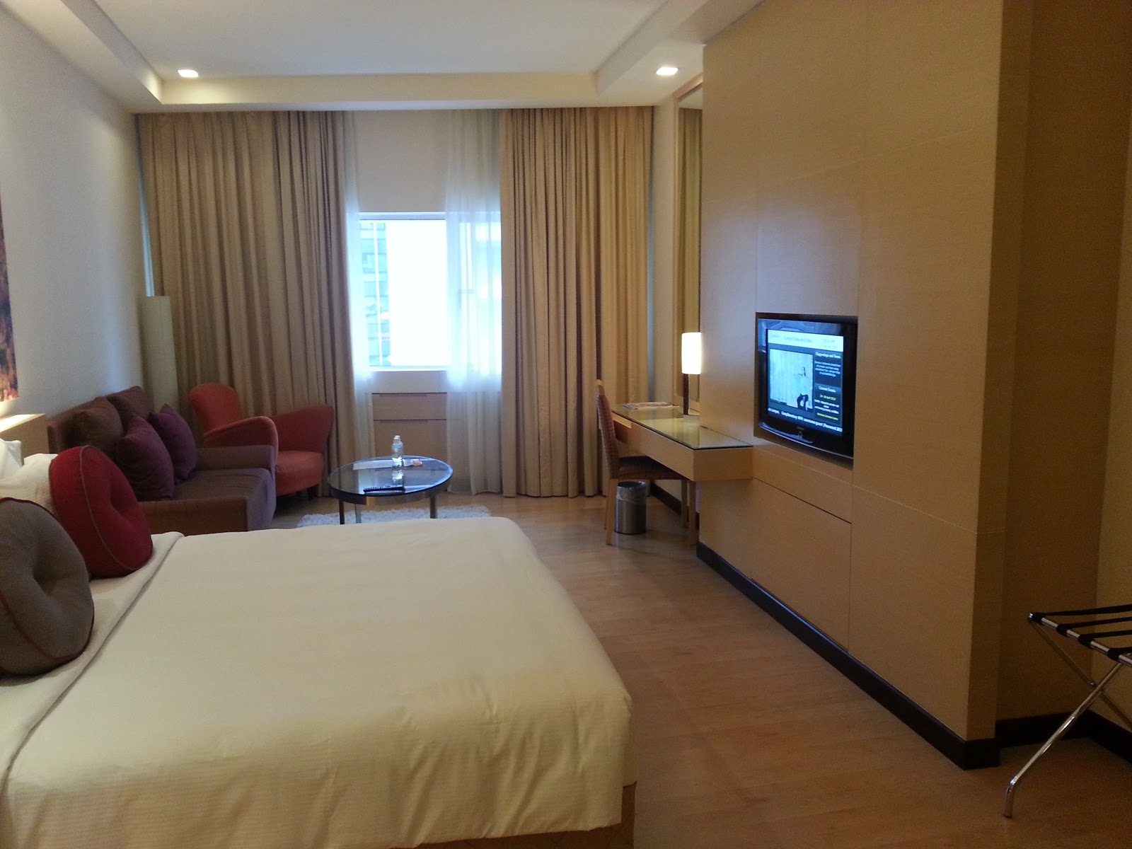 Everlasting Happiness Piccolo Hotel (KL)