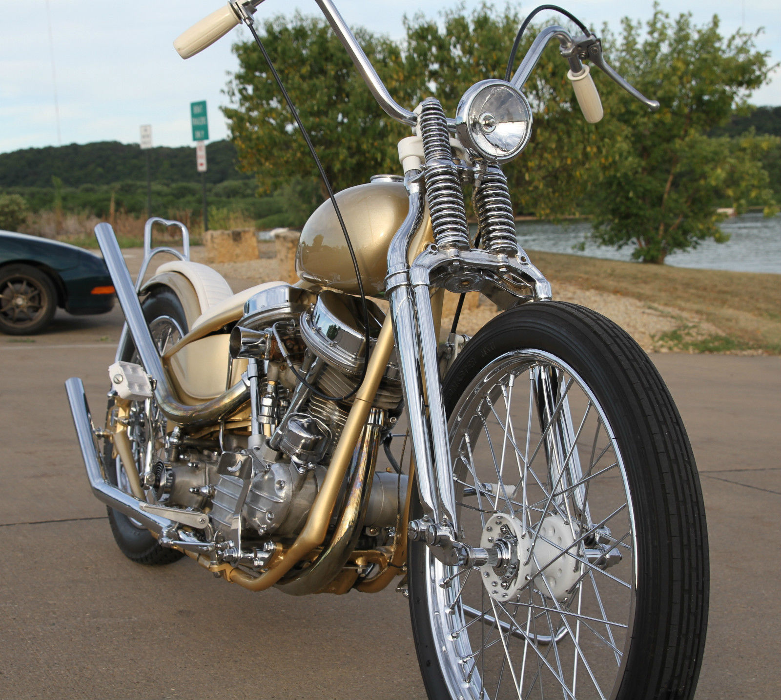 biker excalibur II 1955 Harley Davidson Panhead Chopper