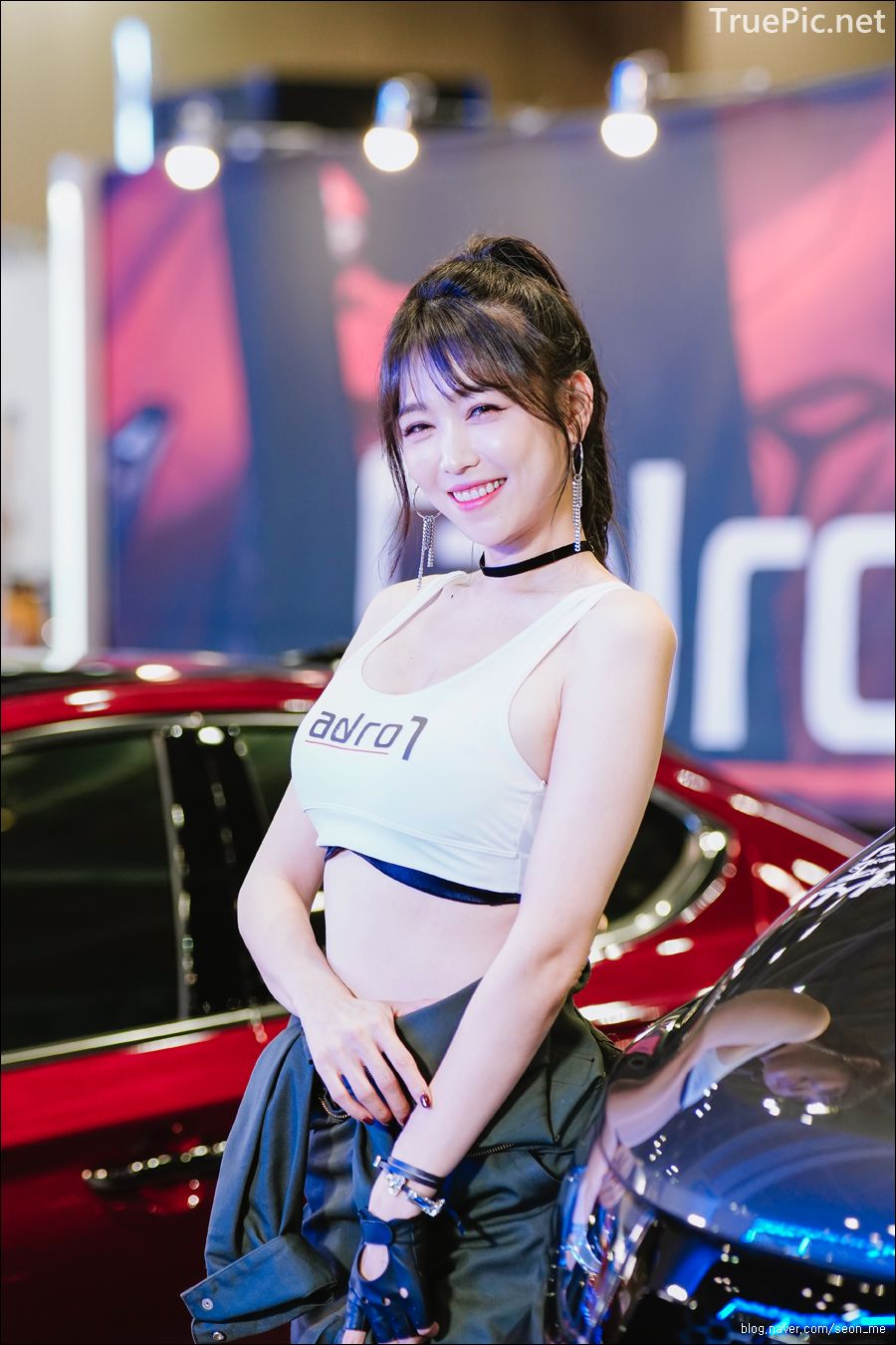 Korean Racing Model - Lee Eunhye - Seoul Auto Salon 2019 - Picture 36
