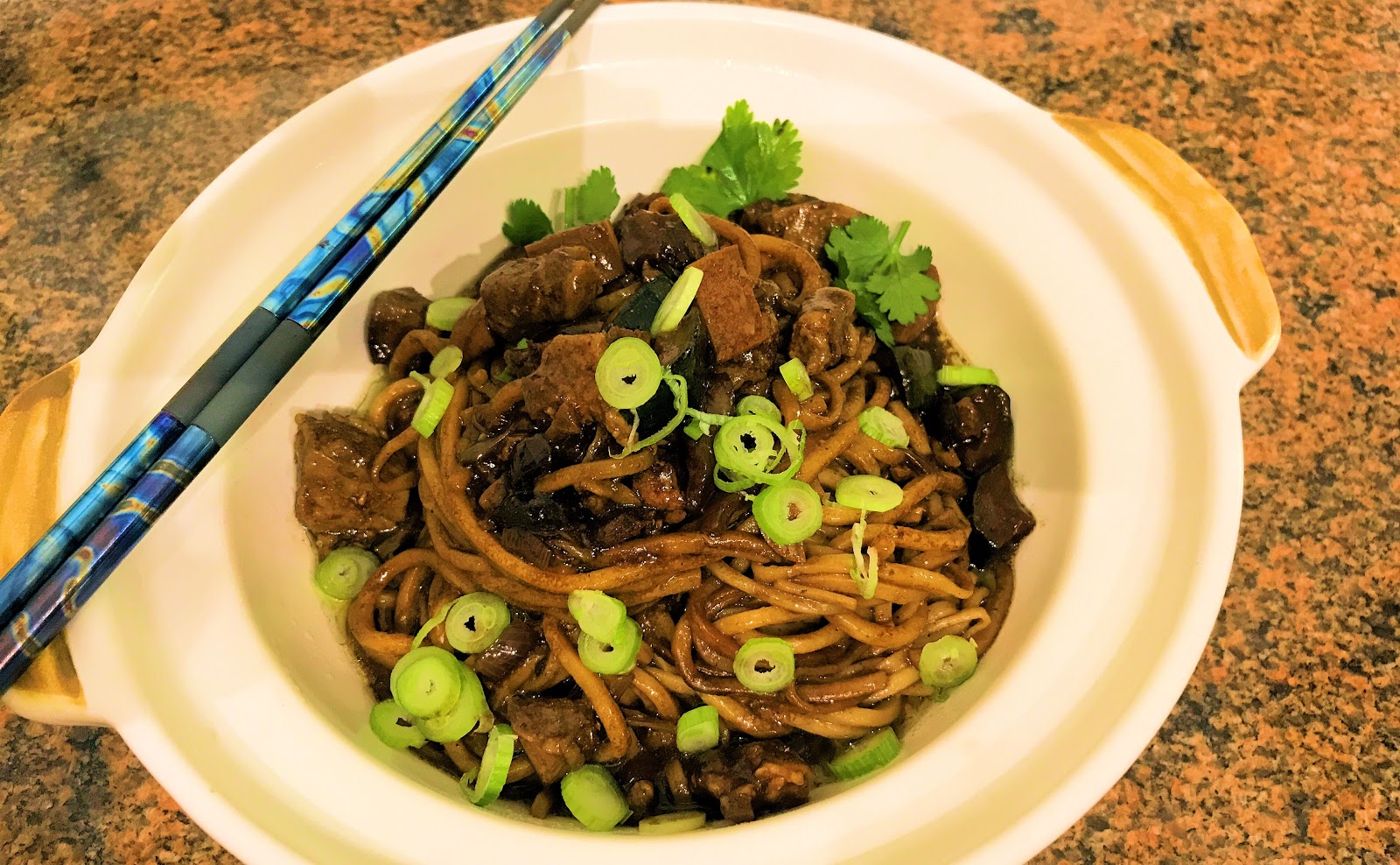 Die Alltagsgourmets Jajangmyeon Koreanische Nudeln In Gerosteter Schwarzer Bohnensauce