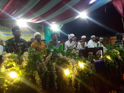 Babinsa Tlogosari Serda Mulyono hadir peringatan Maulid Akbar. Babinsa Tlogosari Serda Mulyono hadir peringatan Maulid Akbar.