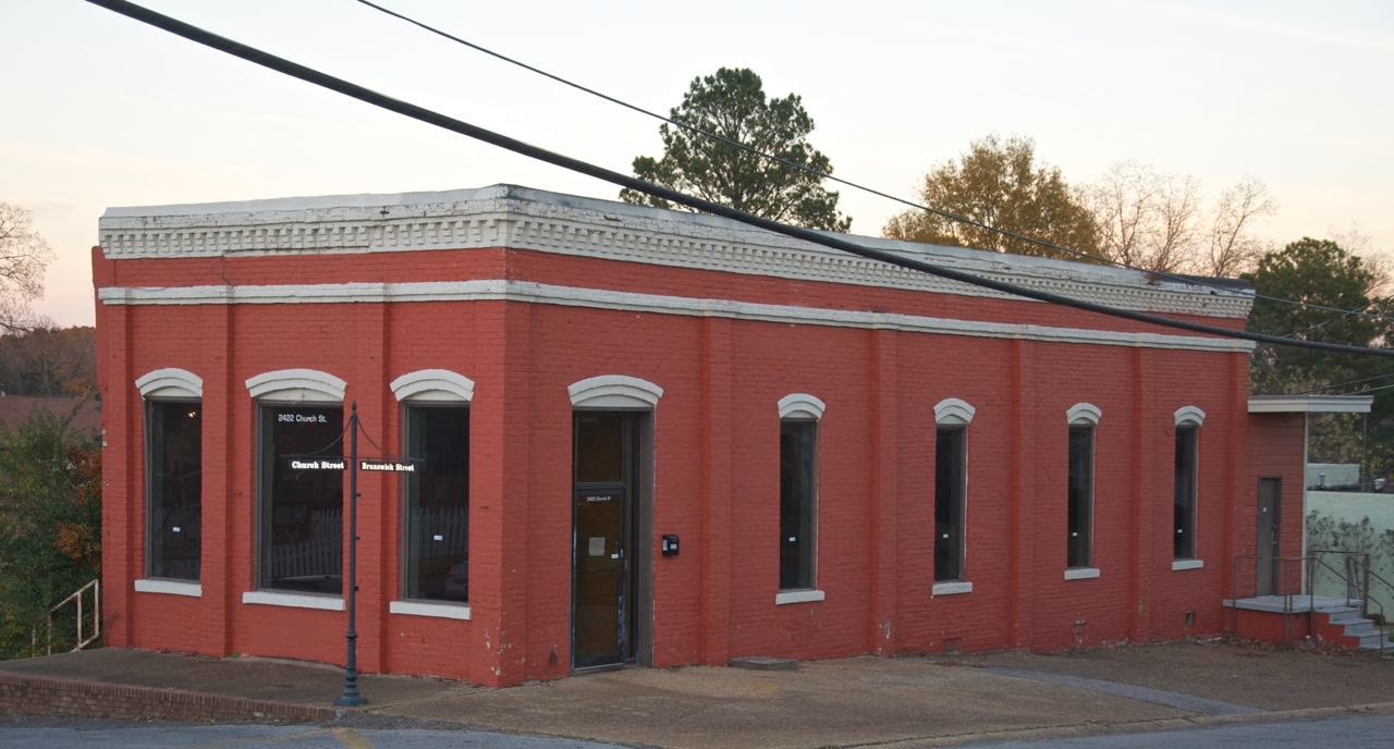 Suzassippi's Lottabusha County Chronicles Boswell's Service Station