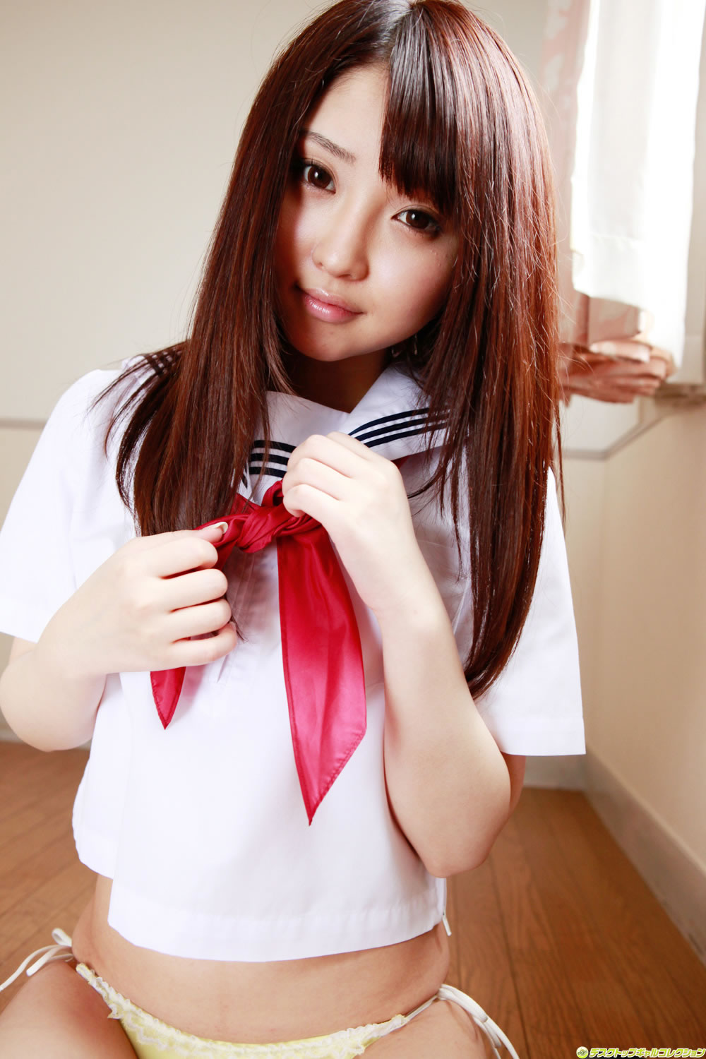 Nữ sinh show hàng nóng bỏng cháy màn hình laptop - Ảnh nóng Hot Girl Blog