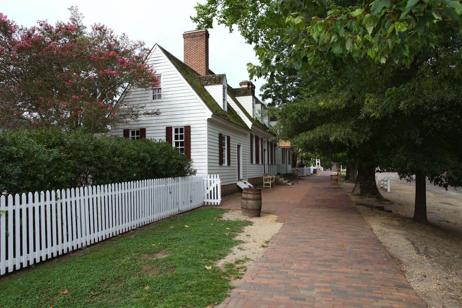 colonial williamsburg house tours