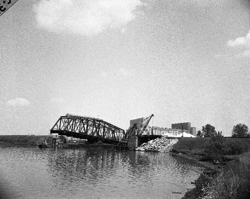 Industrial History: Lost/Pennsy/Calumet Western Bridge over the Calumet ...