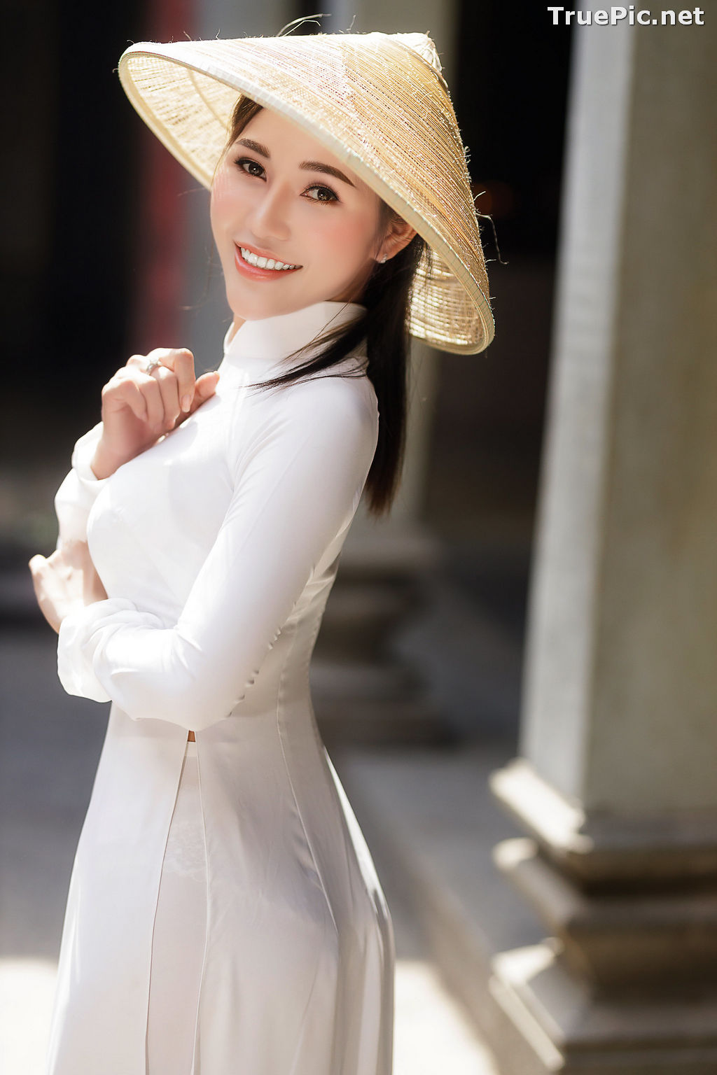 Image The Beauty of Vietnamese Girls with Traditional Dress (Ao Dai) #2 - TruePic.net - Picture-85