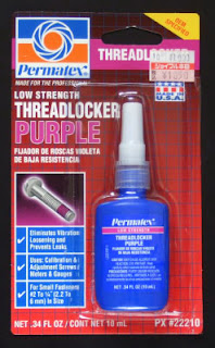 パーマテックスのネジロック(低強度)種類はいっぱいあるようですが売っていたのは一般的な低強度、中強度、高強度の3種類でした。 PermatexPTX22210スレッドロッカー (ネジロック剤) 低強度
