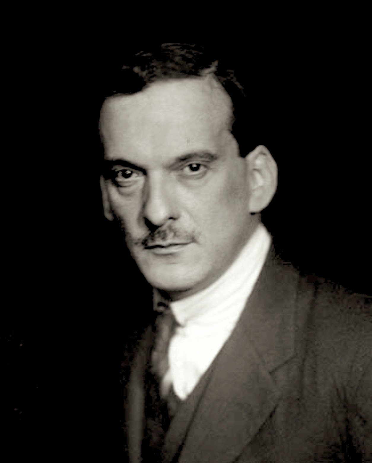 hombres con bigote JULIO ROMERO DE TORRES