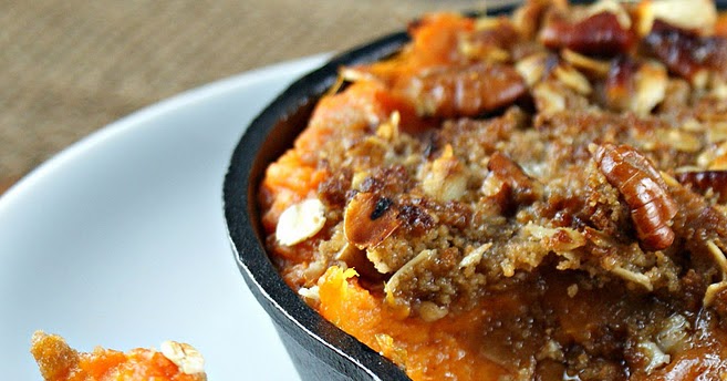 Authentic Suburban Gourmet: { Brandied Yams with Pecan Crumble Topping }