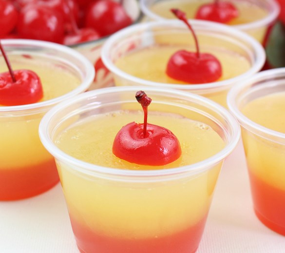 Pineapple Upside Down Cake Jello Shots #drinks #desserts