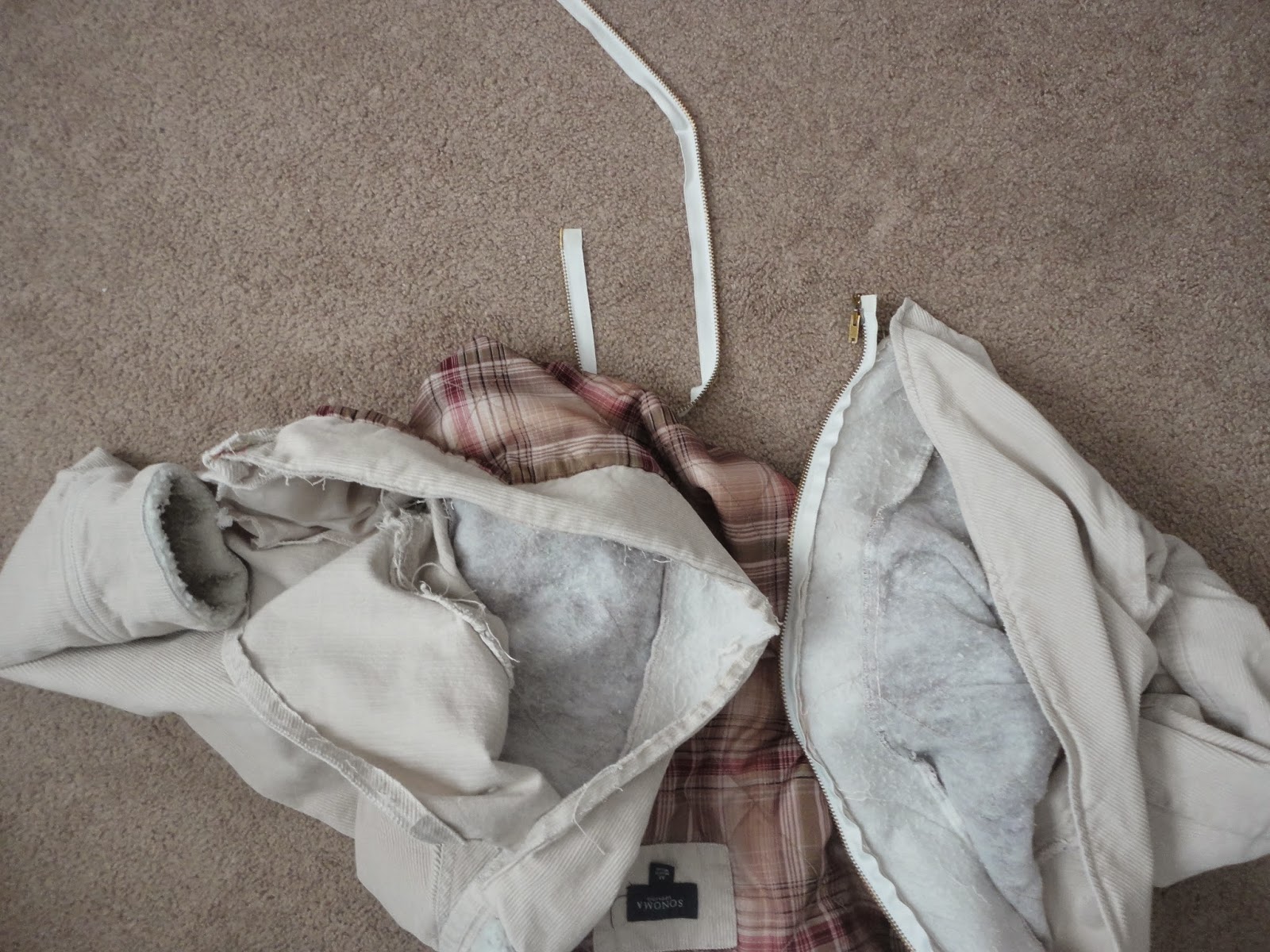 Don't just sit! Knit!! Broken Coat Zipper, Lost Gloves