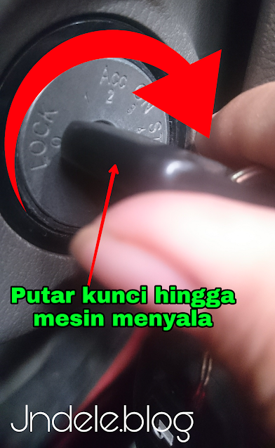 Cara menyalakan mobil manual dan matic