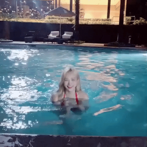 프로듀스48 출신 김현아 비키니 모음 - 디쁠