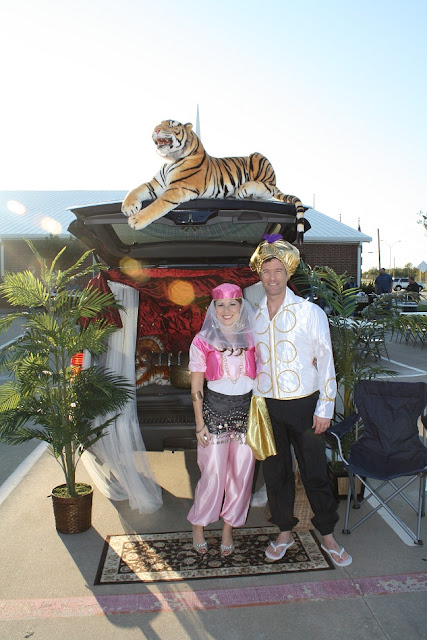 Arabian nights trunk or treat idea.