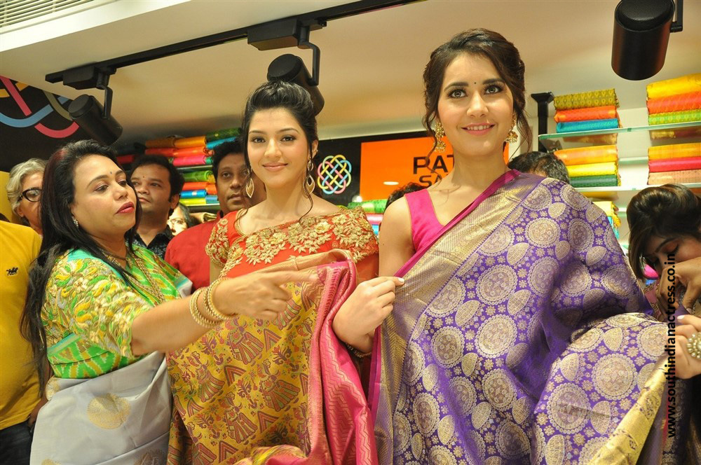 Raashi Khanna and Mehreen Pirzada launches KLM Fashion Mall