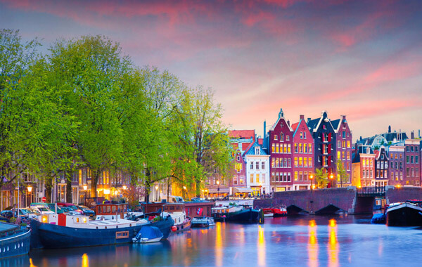 Amsterdam, Hà Lan 12 Thành Phố Lãng Mạng Nhất Châu Âu