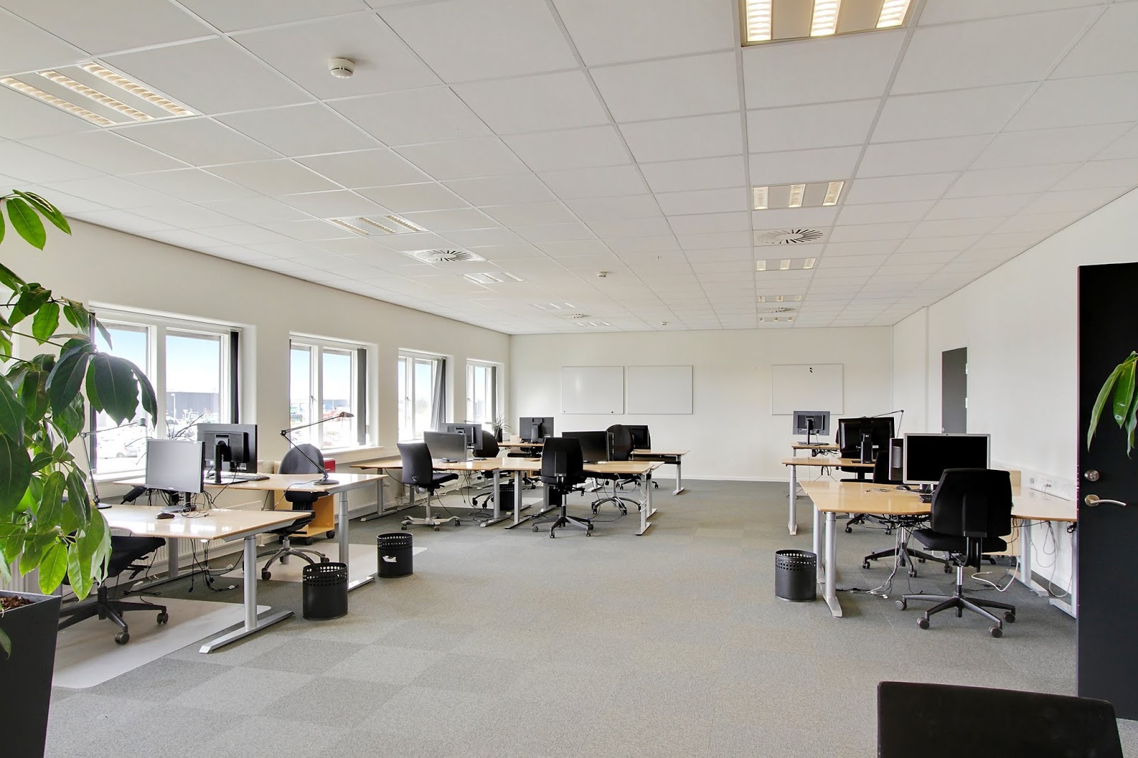 Designing creative workspaces to spark creativity at work