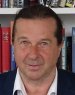 Hans Holzinger (Robert-Jungk-Bibliothek für Zukunftsfragen, Salzburg): ""Der Wohlfahrtsstaat gilt als historische Errungenschaft. Damit dies so bleibt, muss er an die neuen Verhältnisse angepasst werden. Denn wir leben heute ökologisch über unsere Verhältnisse, jedoch kulturell und sozial unter unseren Möglichkeiten. Ein bedingungsloses Grundeinkommen schafft gemeinsam mit neuen Arbeitszeitmodellen sowie einer fairen Verteilung des Reichtums die Basis für die gebotene sozialökologische Wende und den Ausstieg aus dem Konsum- und Wachstumszwang.“