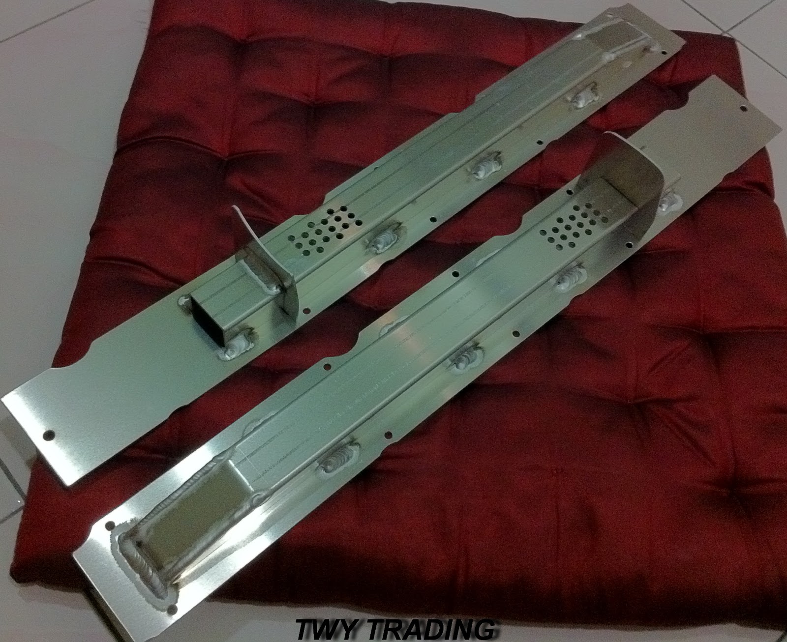 TWY MOTORSPORTS MINE'S Triple Flow Cam Cover Baffle Plate ( Nissan