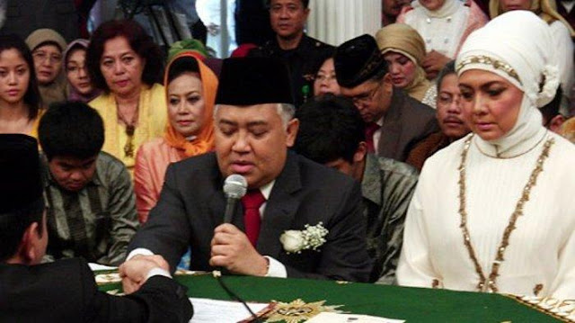 Hari Ini, Din Syamsuddin Nikahi Cucu Pendiri Ponpes Gontor Hari Ini, Din Syamsuddin Nikahi Cucu Pendiri Ponpes Gontor