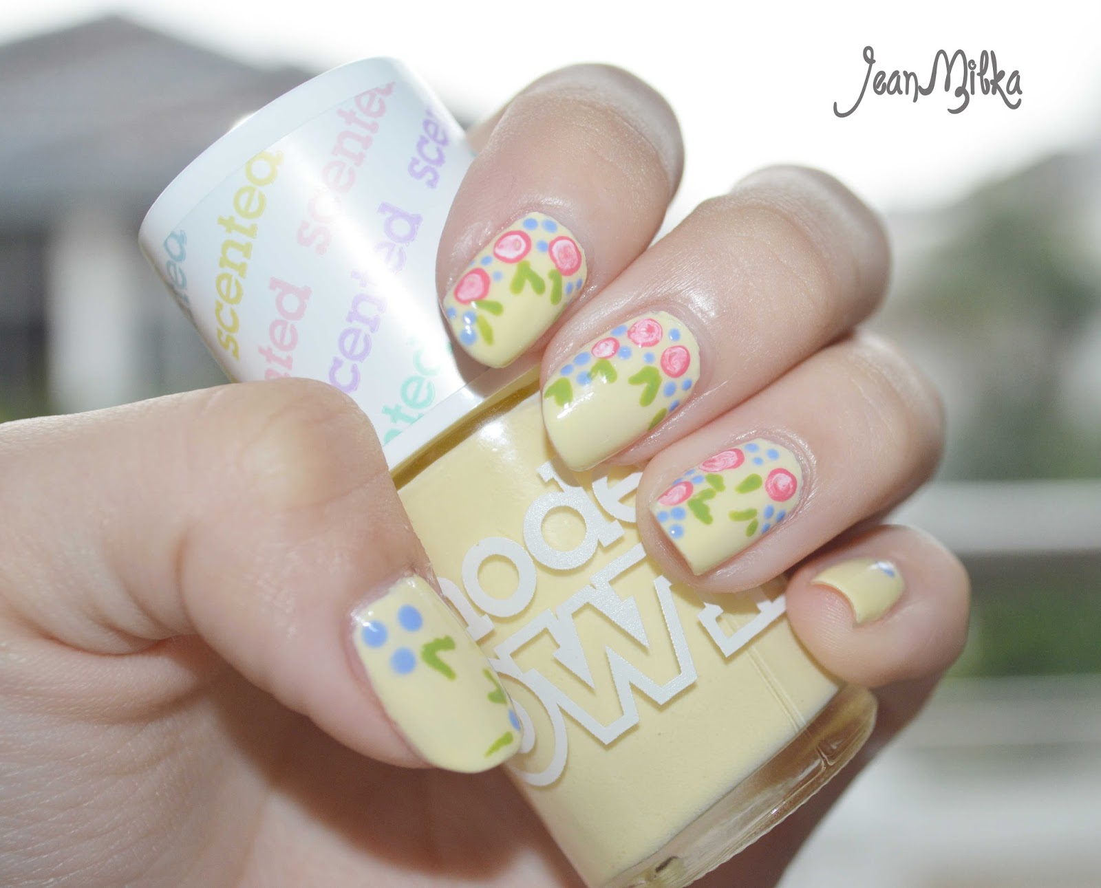 5. Cute and Simple Pastel Nail Designs for Spring - wide 9
