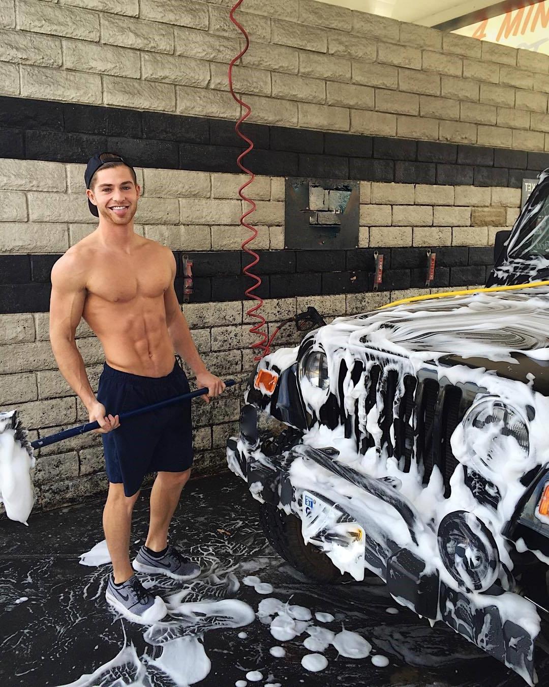 cute-male-car-washing-worker-alex santaniello-ripped-sixpack-abs-big-pecs-smile