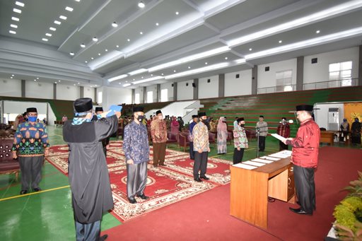 Subbag Okpp Iain Batusangkar Pelantikan Wakil Rektor Dan Pejabat Pelaksana Akademik Periode 2020 2024 Serta Penyematan Tanda Kehormatan Satyalancana Karya Satya