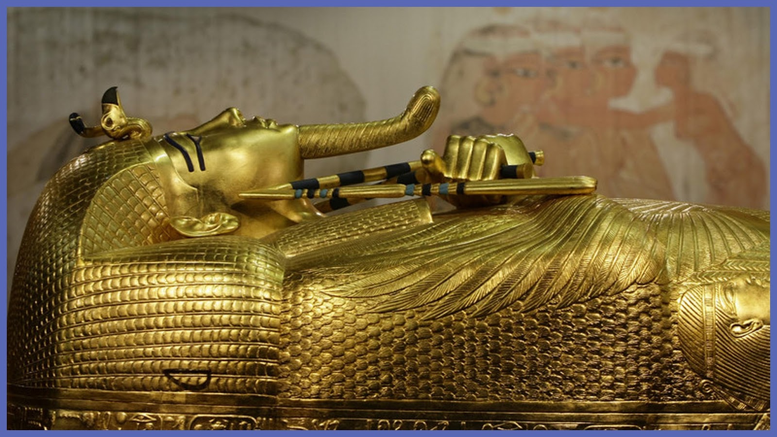 Queen Nefertiti May Hide Inside Tutankhamun S Tomb