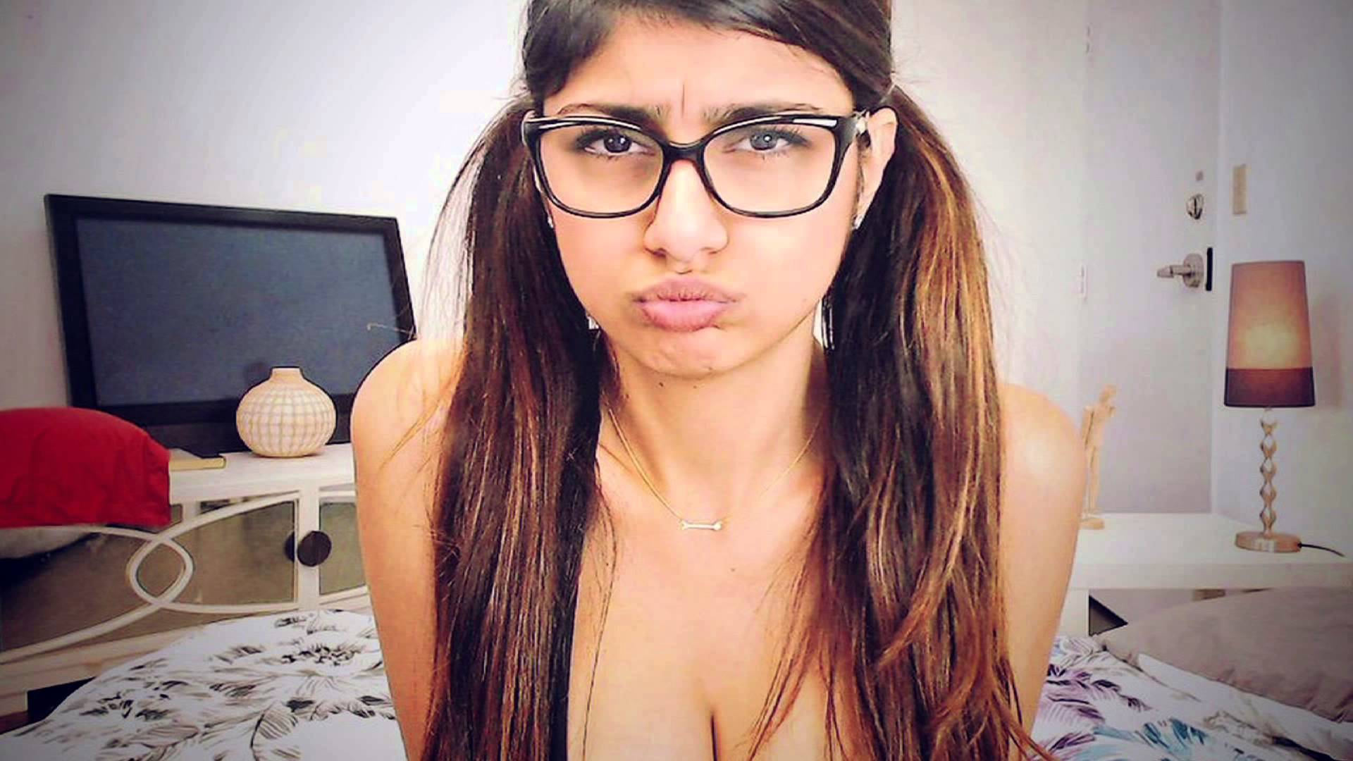 Mia Khalifa Latest Hd Desktop Pictures, Images And Wallpapers.