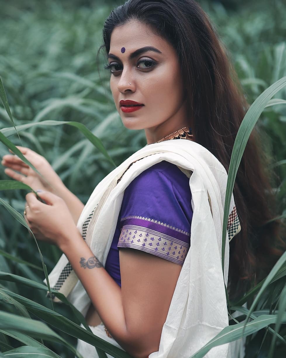 South Indian Actress Anusree Beautiful Photos