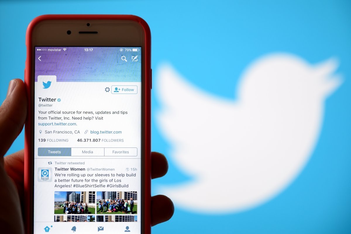 Twitter for Android Gets ReverseChronological Timeline Option Brand