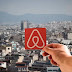 Airbnb: Νέοι κανόνες για τους ιδιοκτήτες και διαχειριστές ακινήτων – Πότε θα αποβάλλονται από τις πλατφόρμες