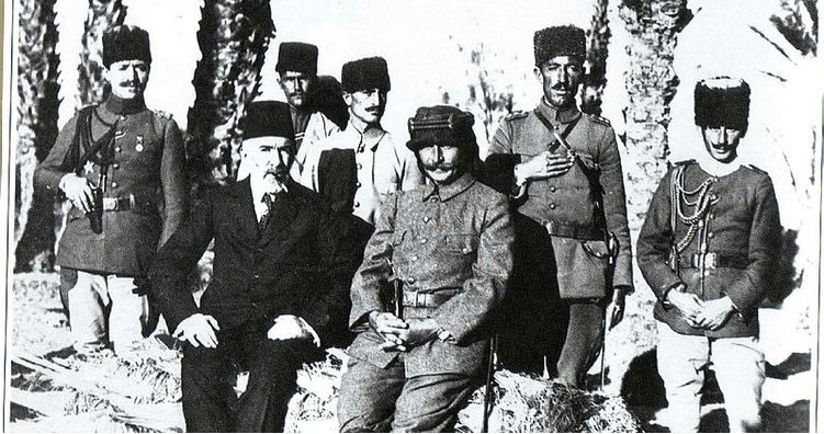 Osmanli Trablusgarb Inde Libya Italyan Isgaline Direnen Uc Turk Un Anilari Mustafa Kemal Enver Pasa Esref Pasa 1911 1912 Kutay Cemal 9786055171704 Amazon Com Books