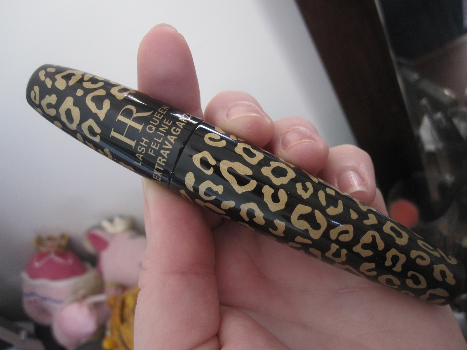 New mascara day-and my face is wearing today Expat Up Addict