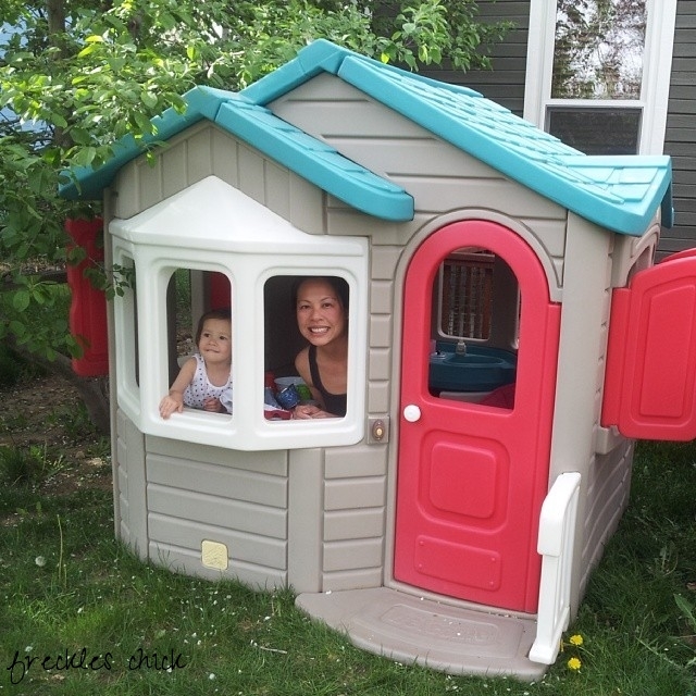plastic playhouses