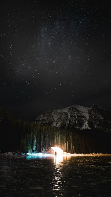 Screen background, Night, Mountain, Lake, Starry sky, Snow. Screen background, Night, Mountain, Lake, Starry sky, Snow.