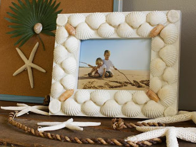 Seashell picture frame idea