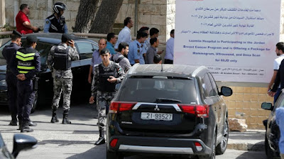 Jordanian writer who posted cartoon mocking ISIS and Muslims killed outside courthouse (photos)