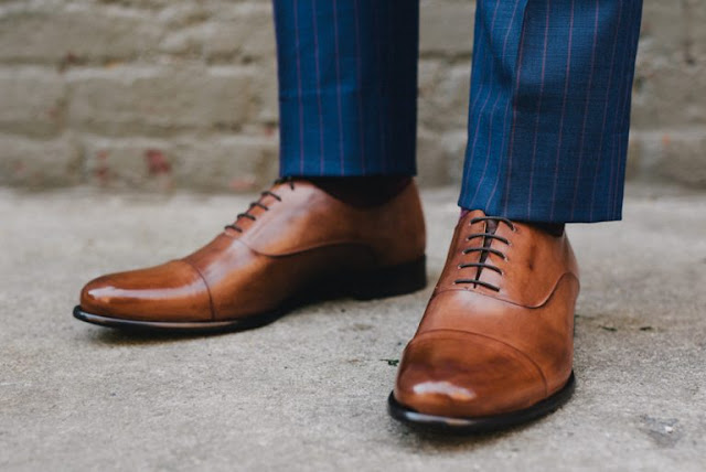 Kasut sarung 11 Jenis Hadiah Untuk Lelaki Yang Sesuai Untuk Mereka Tahun 2020