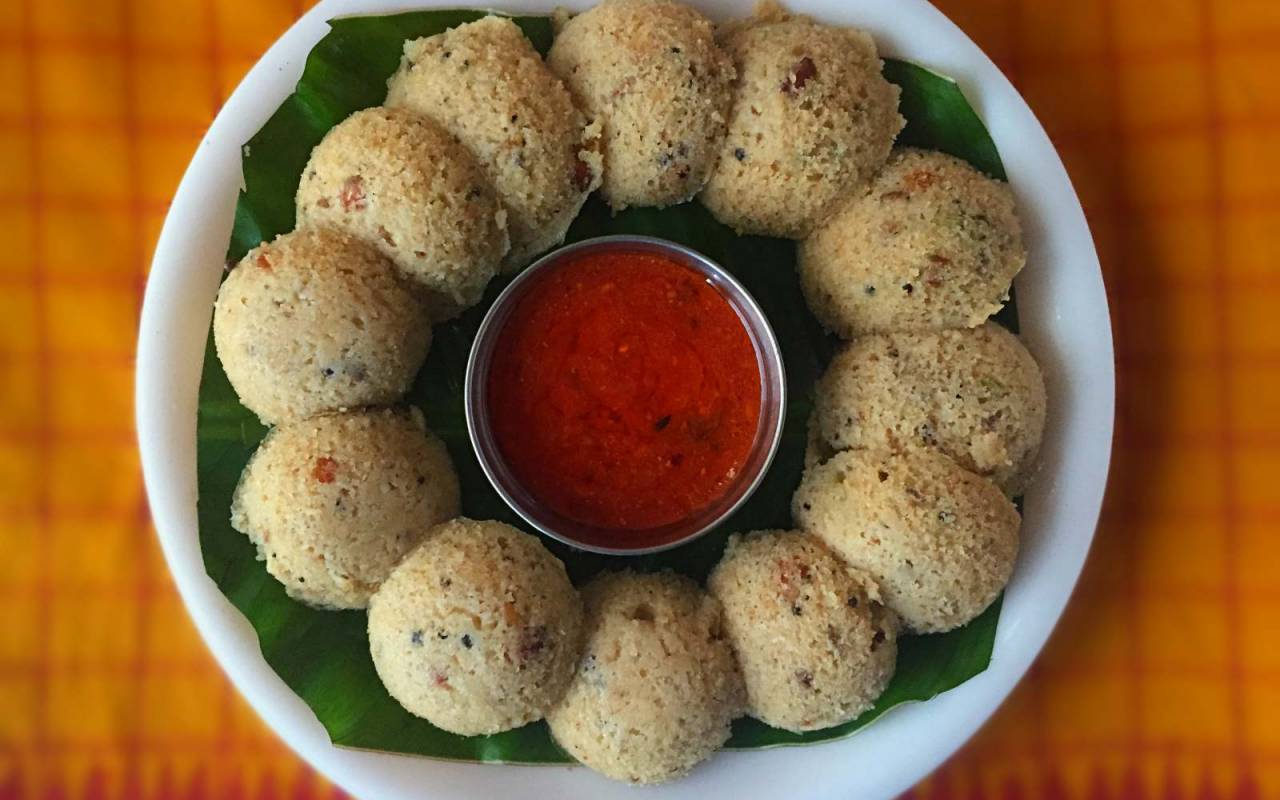 Godhumai Idli Recipe (Instant Whole Wheat Flour Idli) easy home