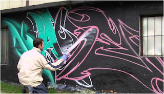 http://gratisan-pol.blogspot.com/2016/05/ini-dia-cara-dasar-membuat-graffiti-3d.html