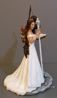 cake topper cosplayer fumetti fantasy sposa maga strega con bastone gandalf e libro magia orme magiche