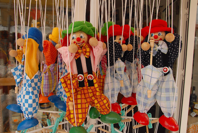 Pequeñas Marionetas portuguesas para niños en Lagos, Portugal.