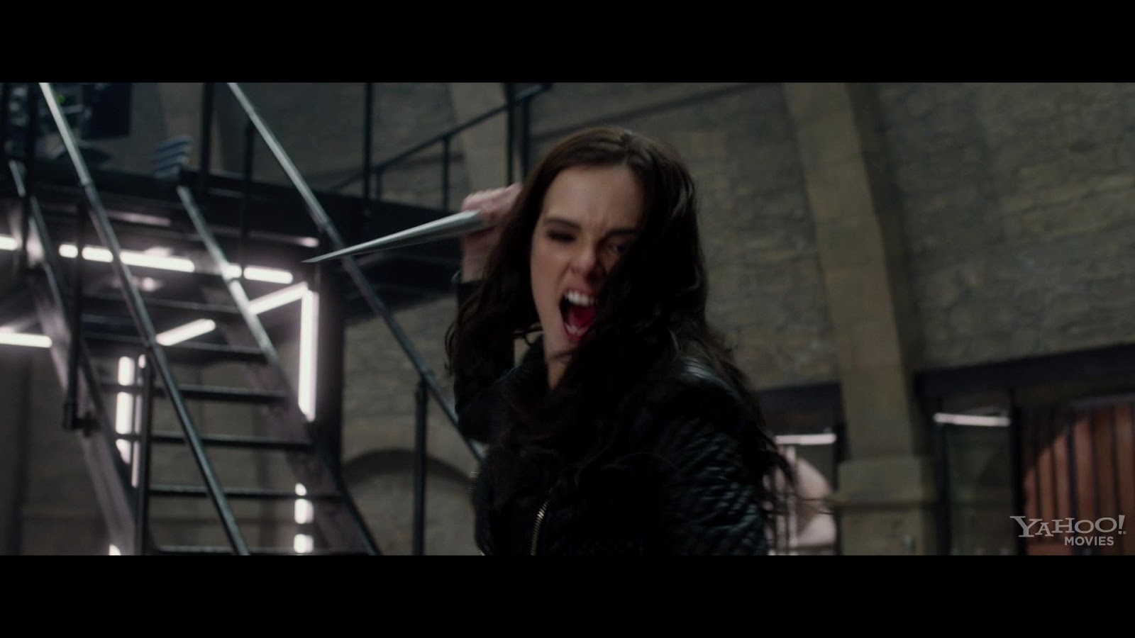 дневники вампира 4 сезон елена и дэймон. не отбрасывает вампир. почему вампиры не отбрасывают тень. реальные упыри нандор. городское фэнтези вампиры.