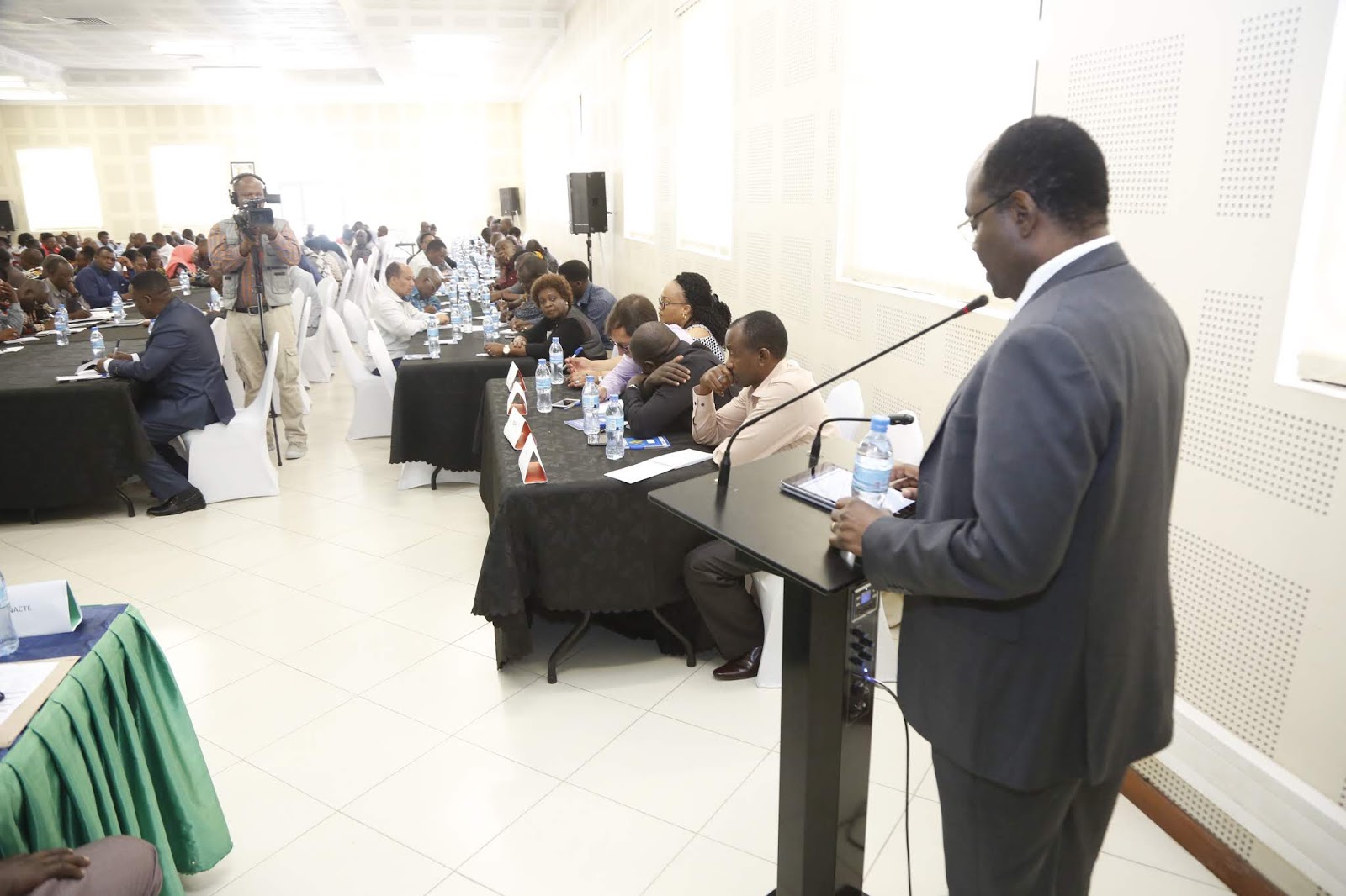 ELIMU BLOG WIZARA YA ELIMU YAKUTANISHA WADAU WA MAFUNZO YA ELIMU YA